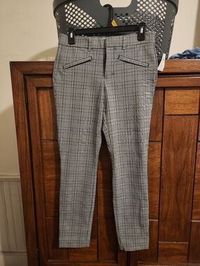 NWT Gap Signature Ankle Pants